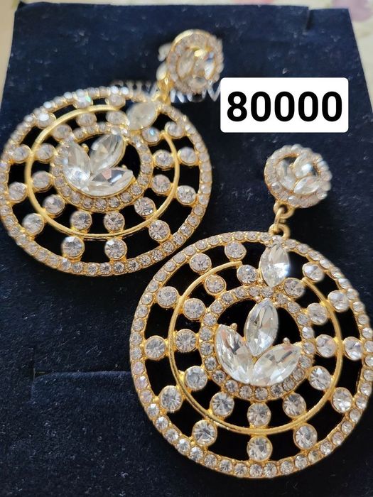 Ziraklar toshli svarovskiy