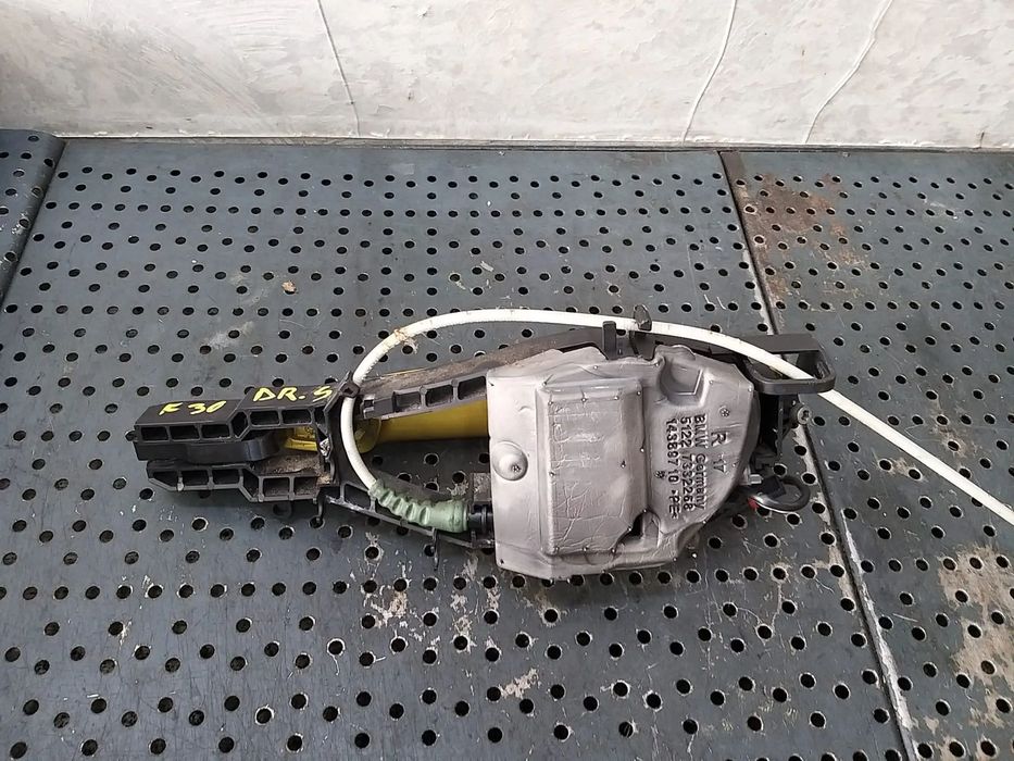 Maner usa dreapta spate bmw seria 3 f30 51227332268
