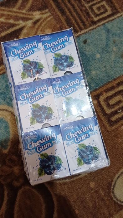 Сагыз, конфеттер сатылады