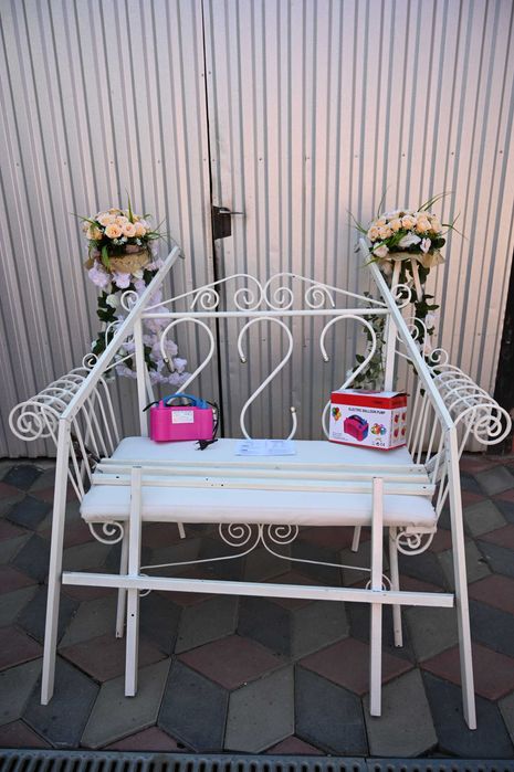 Vind bancuta si arcada din aluminiu pentru diferite evenimente, nunti