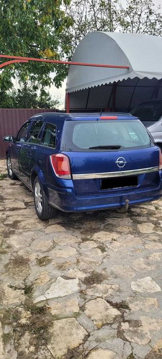 Opel ASTRA H 2007