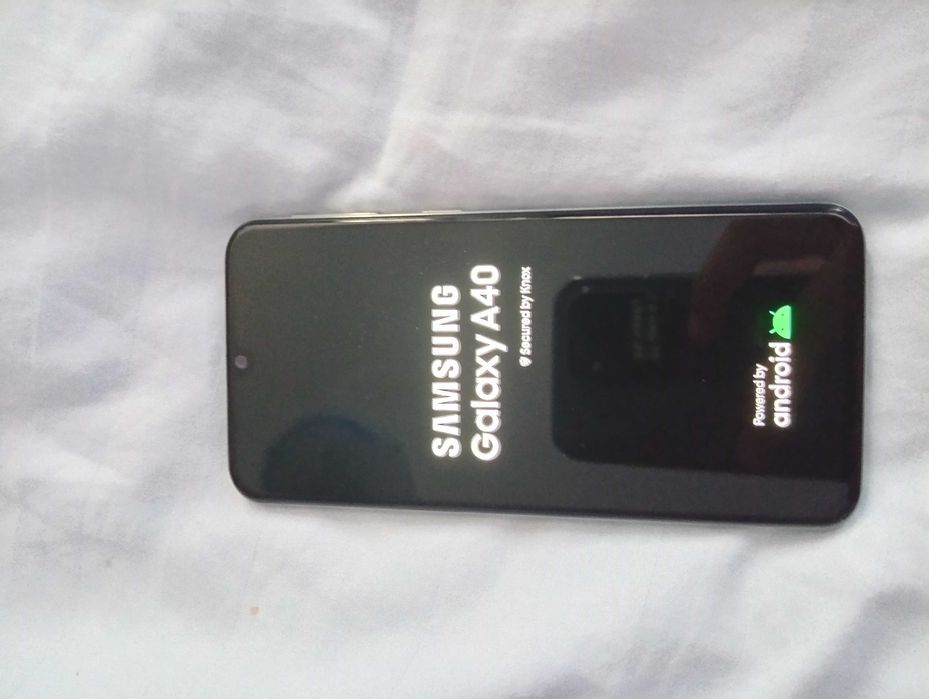 Samsung galaxy a40 mint condition