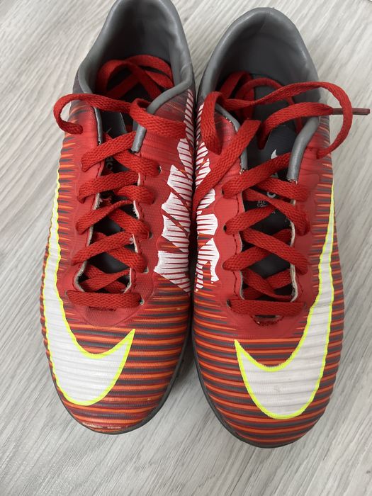 Аяк киім 36 р  киімдер 2-3 жасқа