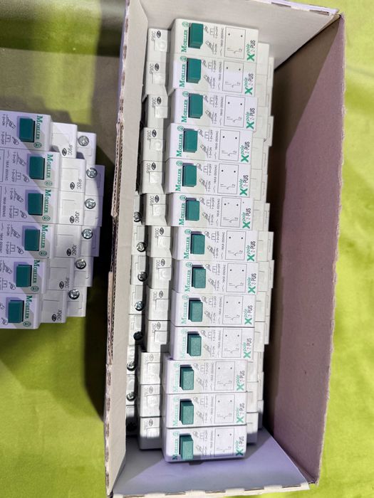 Lot 18 întrerupătoare test sina modulare Moeller xPole Z-PUS – 16AX, 250V