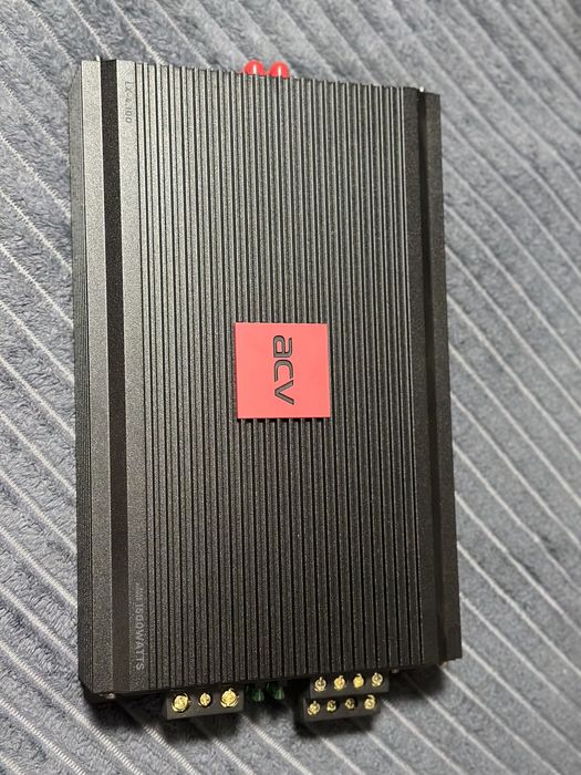 Продам усилитель новый