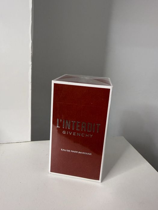 Parfum Givenchy L’Interdit eau de parfum rouge