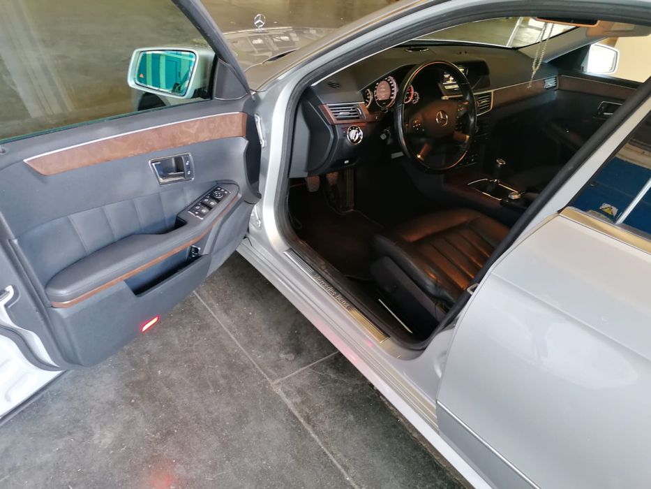 MERCEDES-BENZ E-Class 2010 — imagine 4