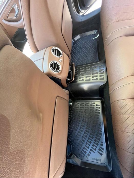 Гумени стелки за почти всички марки и модели автомобили и бусове.