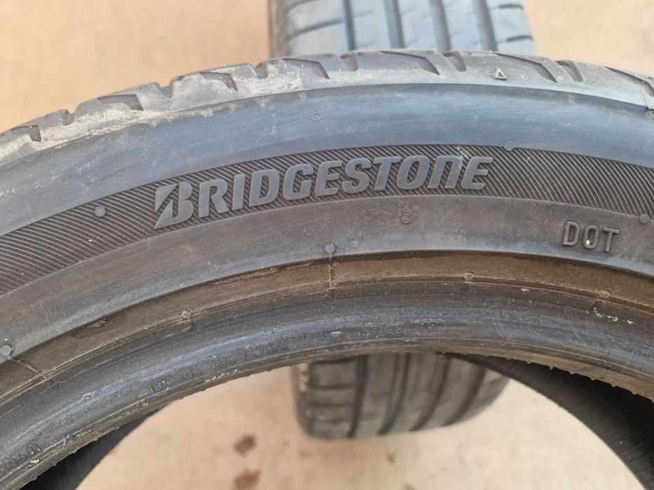 4 Bridgestone R18 225/50 Летни гуми  DOT1621