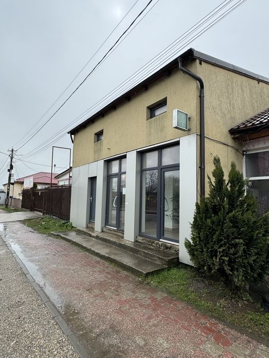 Spatiu comercial de inchiriat / vanzare, preluare afacere farmacie