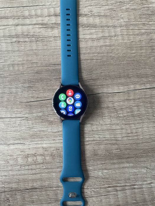 Смарт часы Samsung Galaxy Watch 4 оригинал