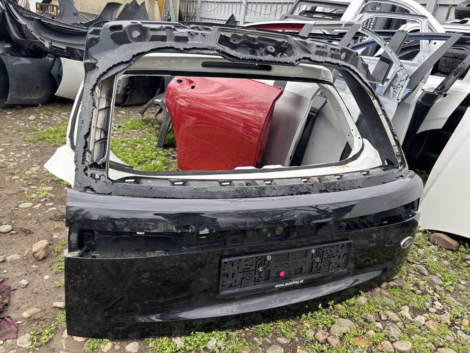 Капак Range Rover Evoque L460