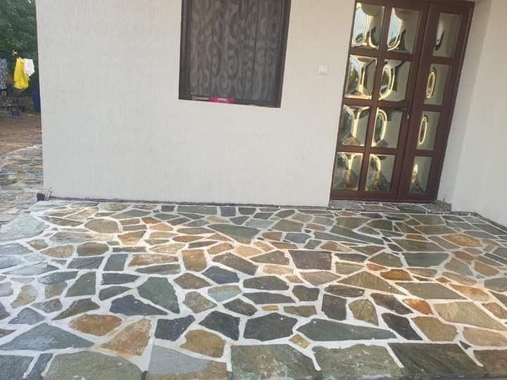 Piatra naturala de munte de Grecia 100%. Lucrez în toată Țara