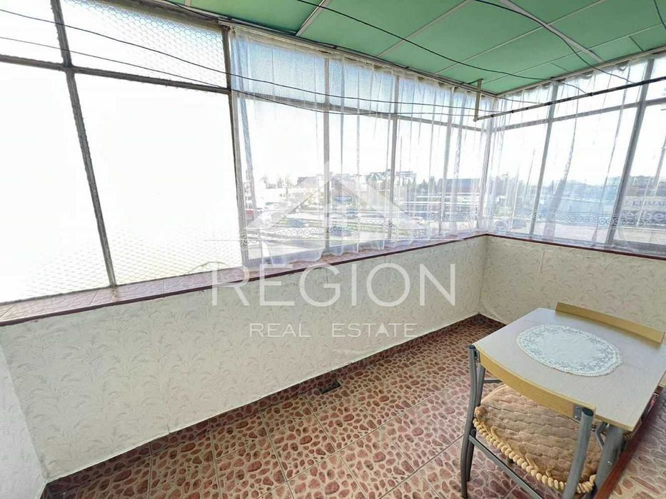 Дава се под наем Четиристаен апартамент в Варна, Цветен квартал - 89 кв.м за 612 € - Снимка #12