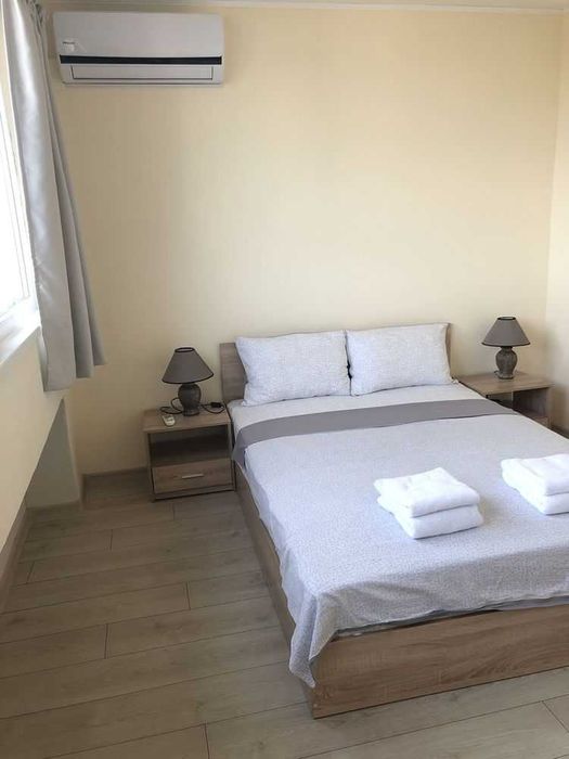 Дава се под наем Двустаен апартамент в Бургас, Възраждане - 70 кв.м за 357 € - Снимка #3