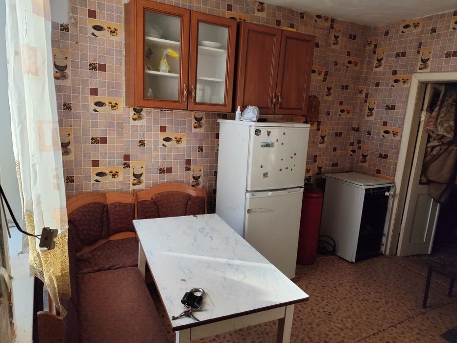 Продам квартиру в бараке ,рабочий посёлок,5 млн.тенге