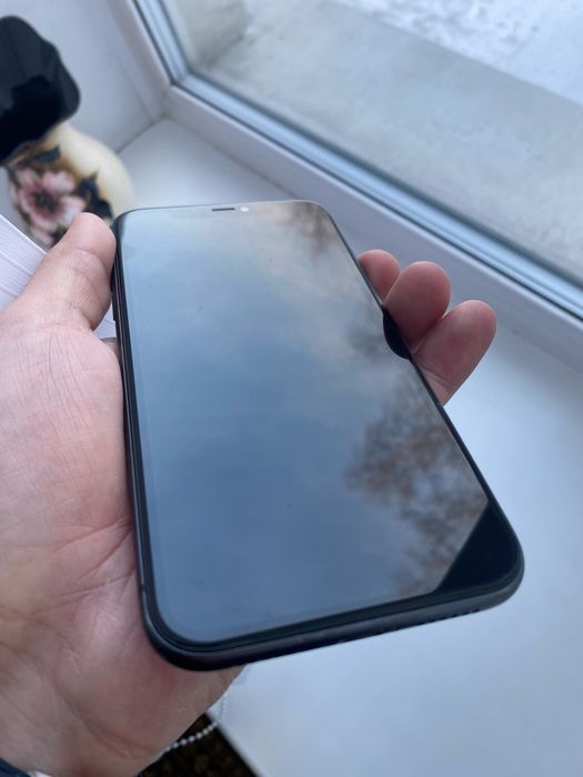 Продам iphone 11