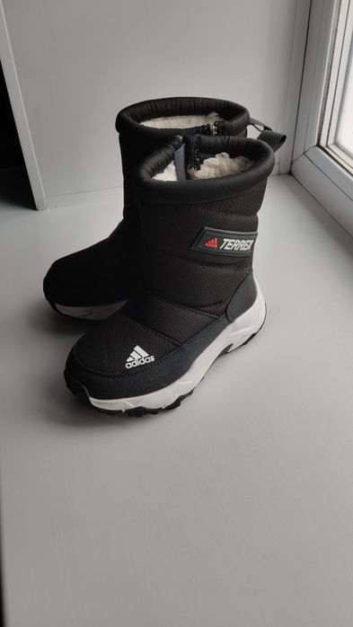 Продам детские сапоги