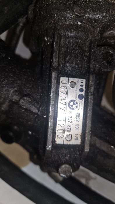 Хидравлична рейк за BMW E39