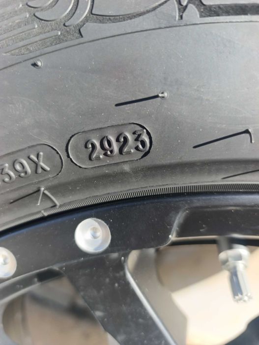 Колеса в сборе с резиной.