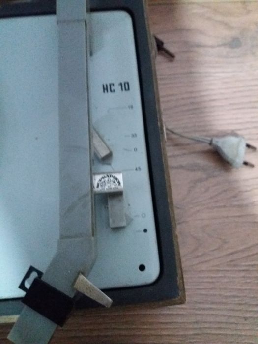 Vand 2 buc. pick-up vechi ani 60-70