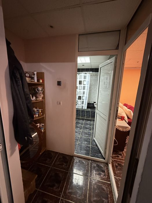 Apartament 2 camere, etaj 1, Micro 4 – centrală proprie, balcon, beci, mobilat – Lugoj