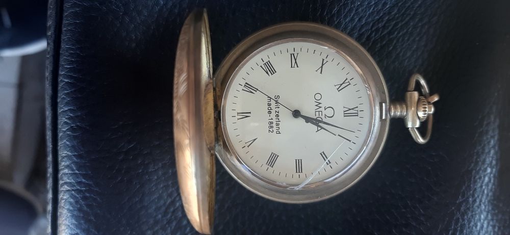 Продам Часы антиквариат