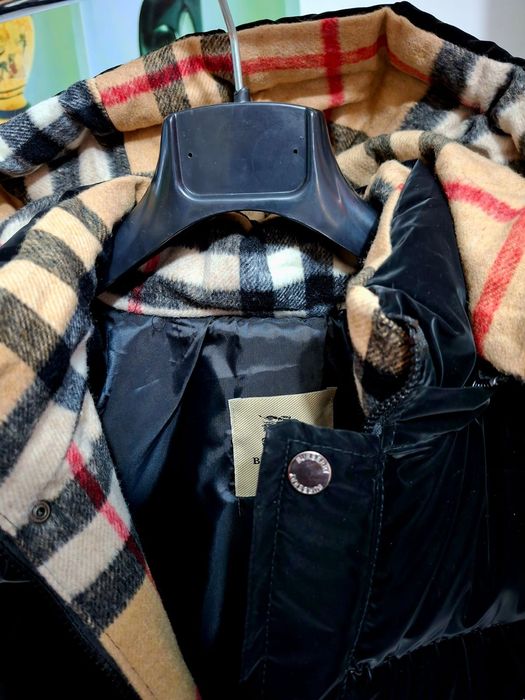 Geaca  Burberry calitate premium garantata