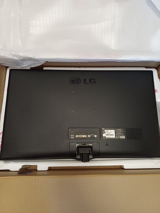 Продам монитор lg