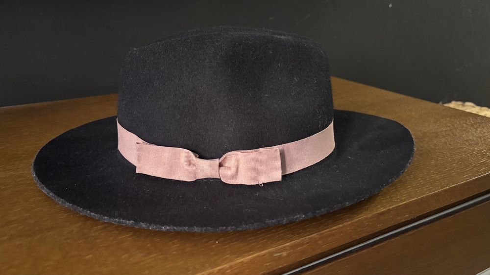 Шапка с  светло-розова пандела