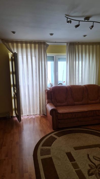 Apartament pentru inchiriat