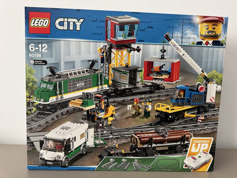 Nou LEGO® City - Tren marfar 60198, 1226 piese