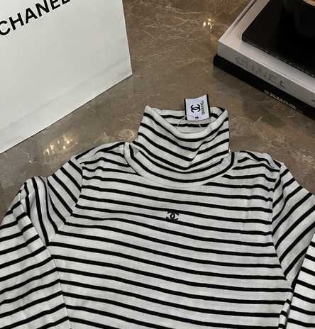chanel блузка поло с дълъг ръкав тънка пролетна на райе и рипс от памук нова. бяла черна шанел