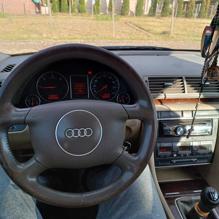AUDI A4 2002 — imagine 5