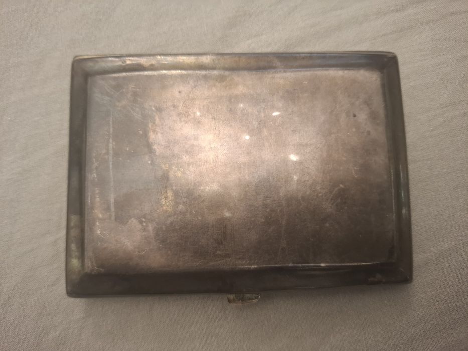 Tabachera veche email