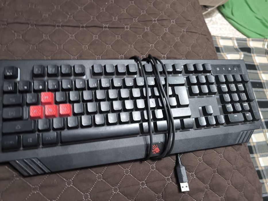 Клавиатура bloody