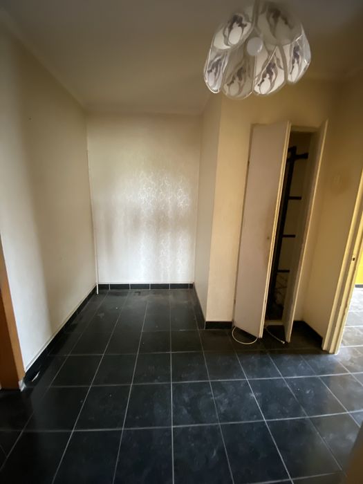 De vanzare Apartament 3Camere Trivale Etaj 3/4 pret 72.000€