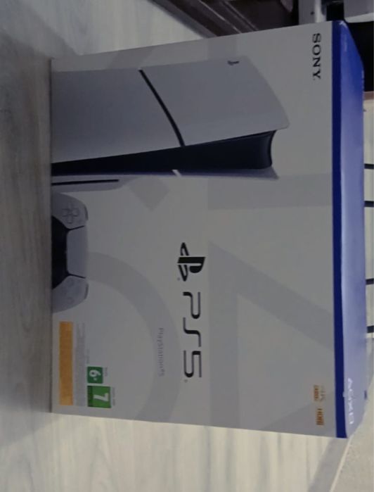 Sony PlayStation 5  + 2 джойстик+ диски