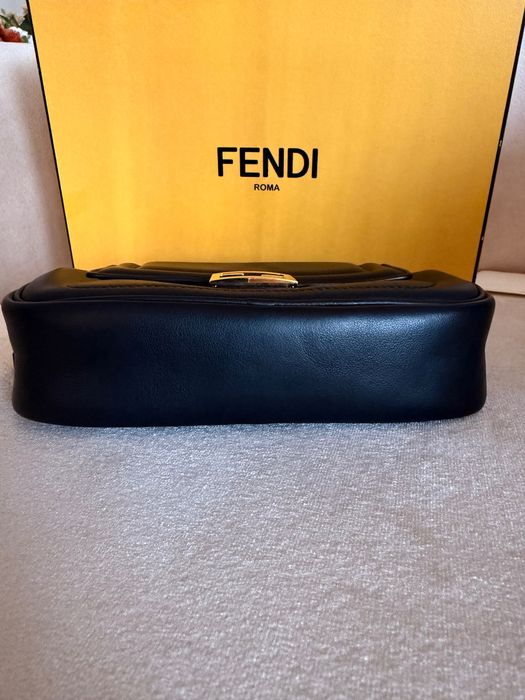 Чанта Fendi оригинална