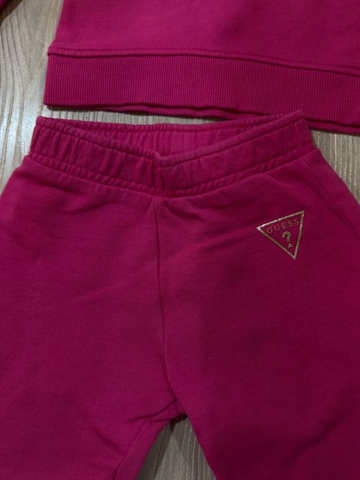 Guess бебешки комплект