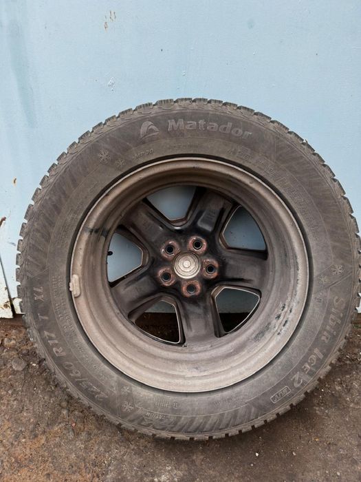 Комплект дисков с резиной