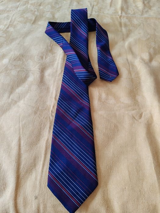 Вратовръзки три броя