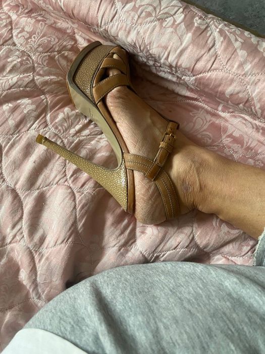 Продаются туфли jimmy choo