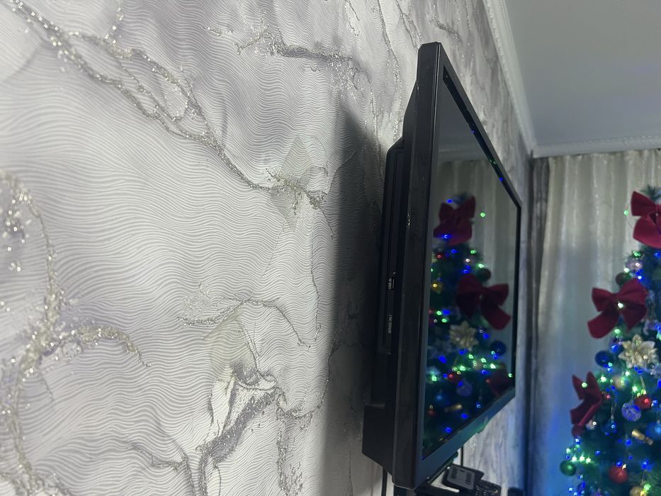 Продам телевизор LG в отличном состоянии