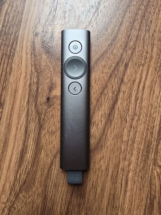 Logitech spotlight presenter