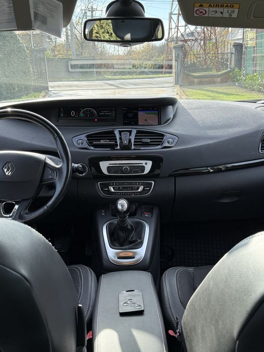 Renault Grand Scenic BOSE