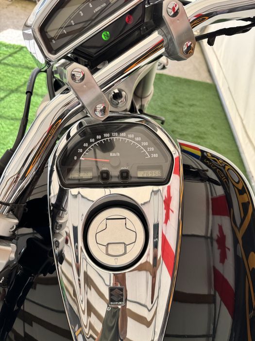 Suzuki boulevard m109r