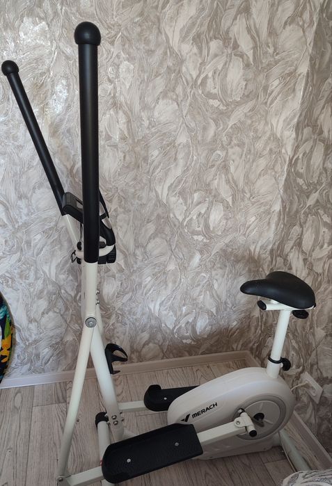 Продам Эллептический Велотренажер 2в1