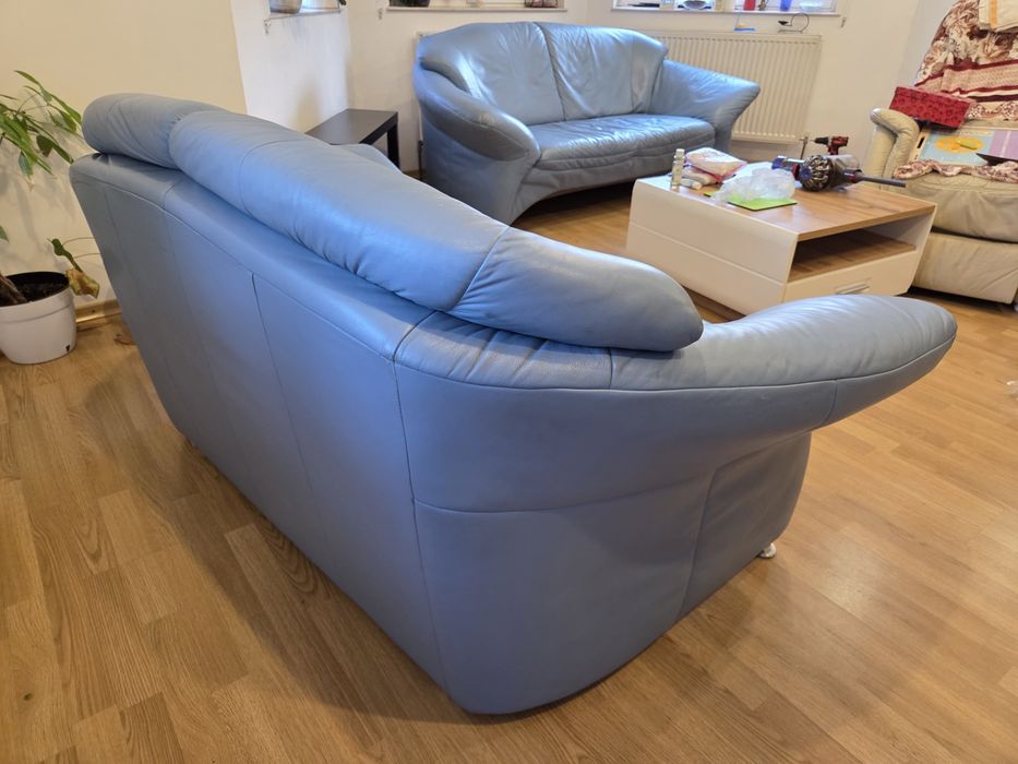 Vând canapele 3 2 1 din piele naturala