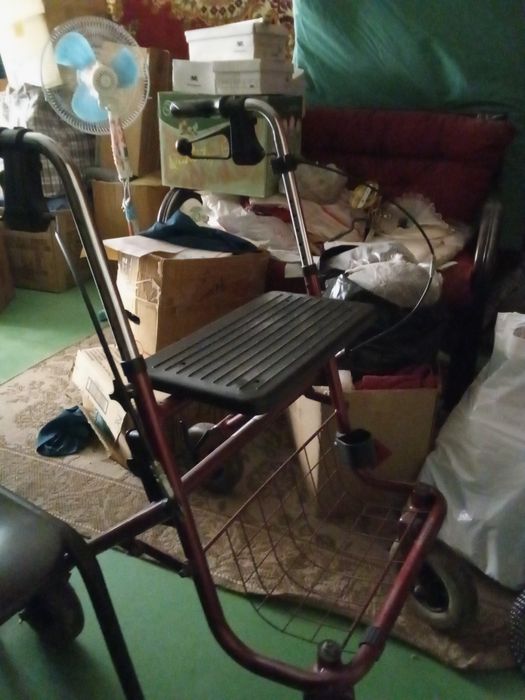 Продам уличную коляску